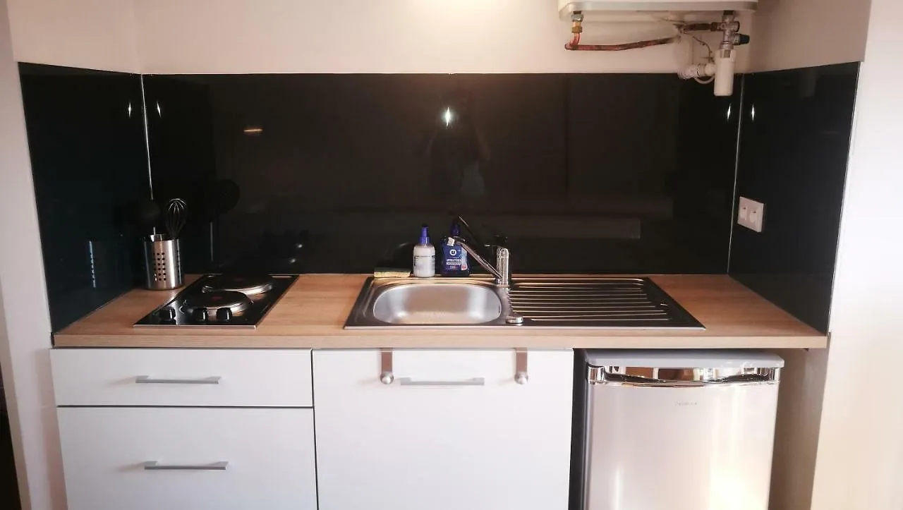 Studio Avec Balcon Au Pied Du Rocher D'Aiguilhe Apartment Le Puy-en-Velay France